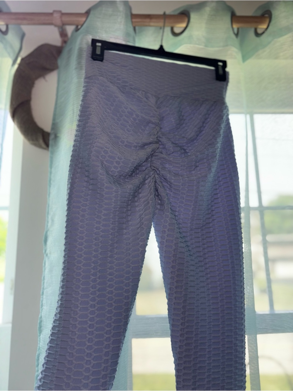Bubble Textured Leggings - Light Blue